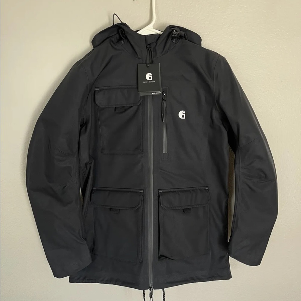 Hurley X Carhartt Collab.  Phantom Defender Rain Jacket  size Large